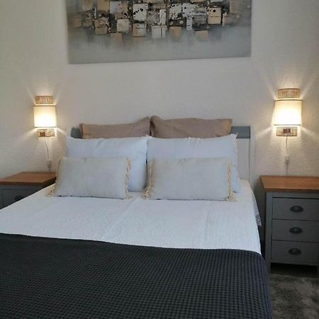 Apartament Alicia Camélas Zewnętrze zdjęcie